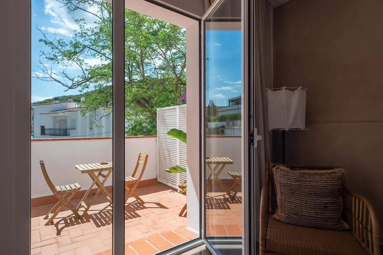 Hostal Es Niu De Tamariu Otel